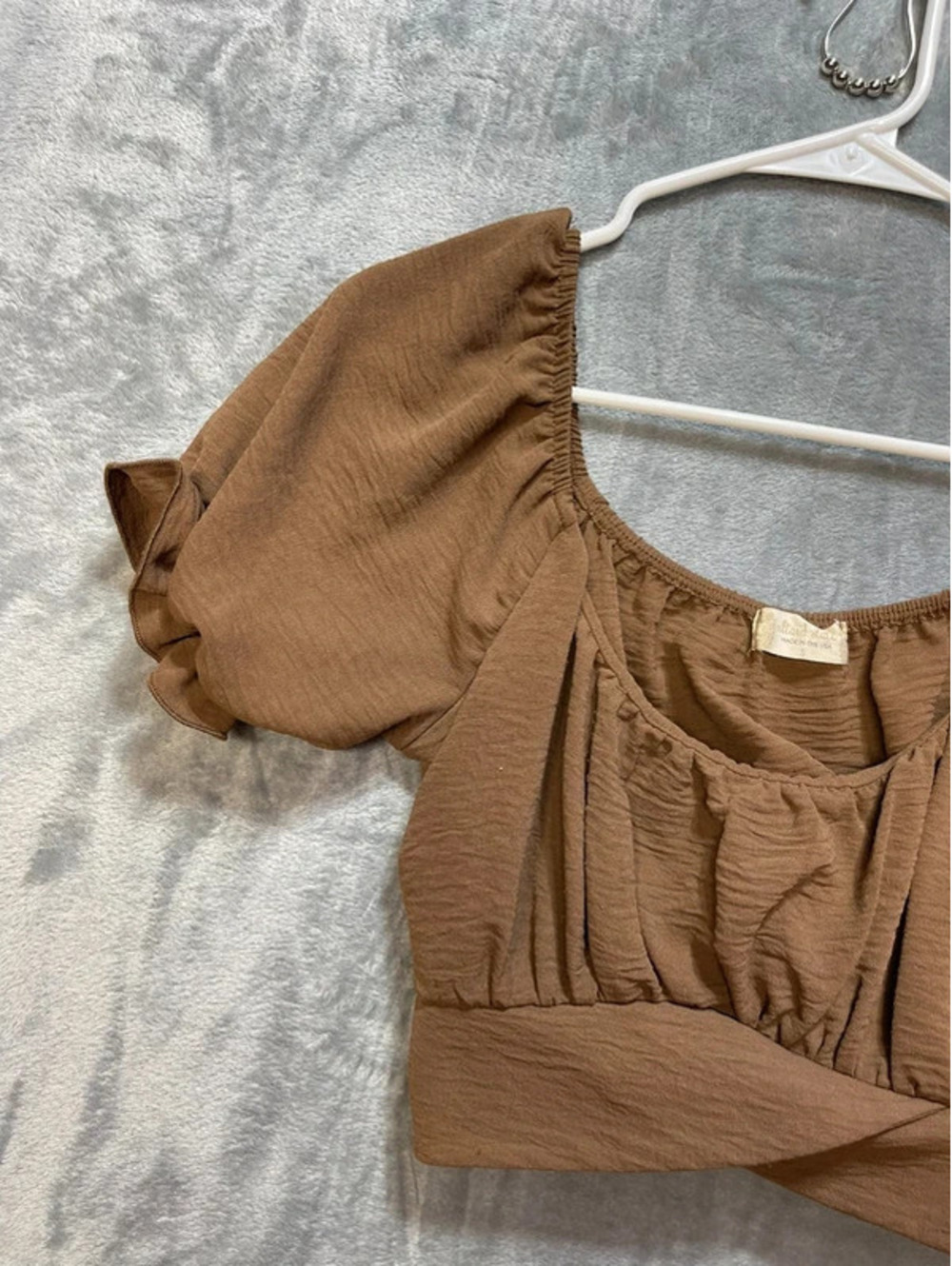 Altar'd State Womens Crop Top Brown Puff Sleeve Back Tie Small - Picture 4 of 10